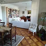 Spacious Unique 150m2 Center Genf