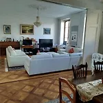 Spacious Unique 150m2 Center *