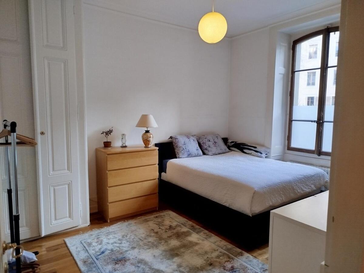 Spacious Unique 150m2 Center Appartement