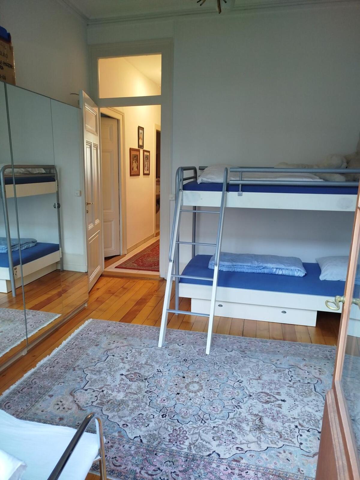 Spacious Unique 150m2 Center *