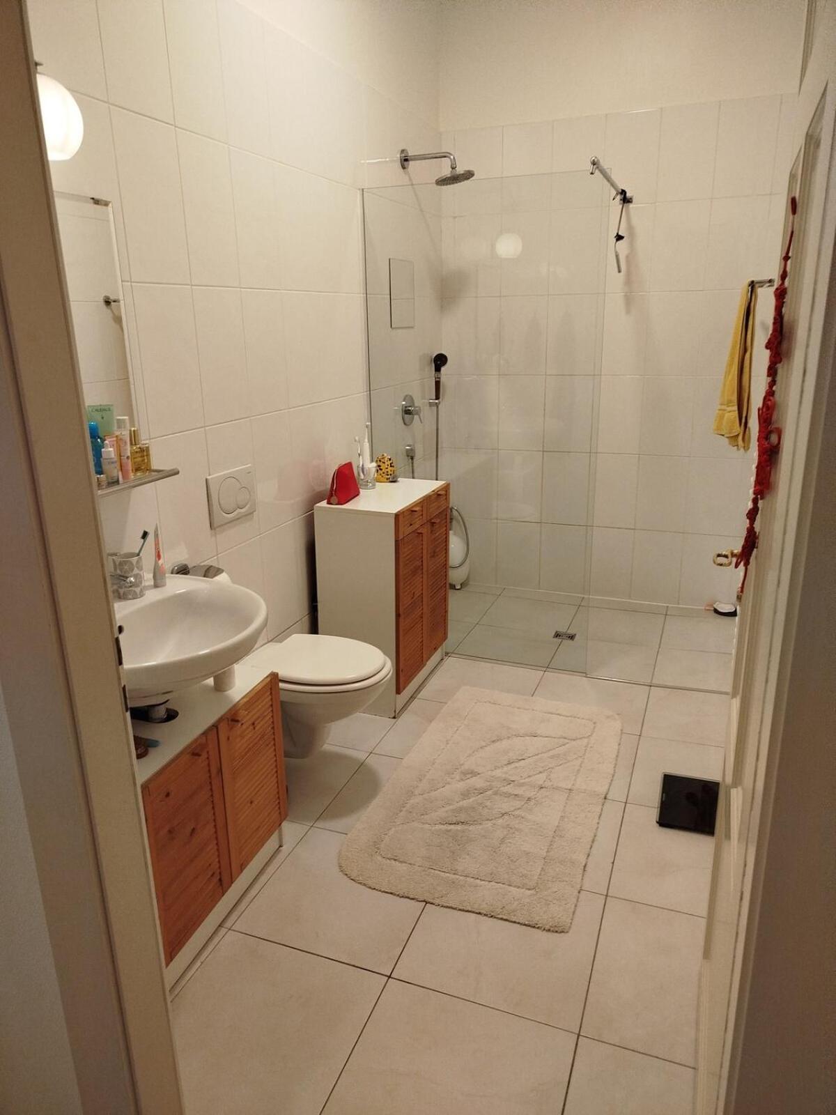 Spacious Unique 150m2 Center Apartment