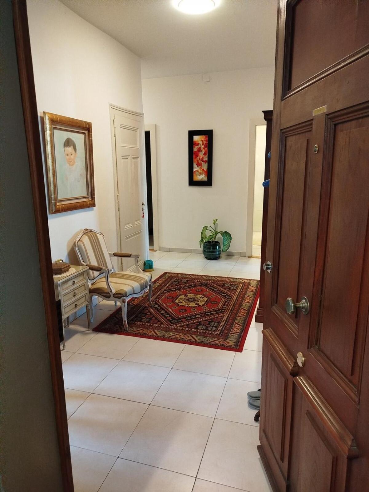 Spacious Unique 150m2 Center Appartement Genève